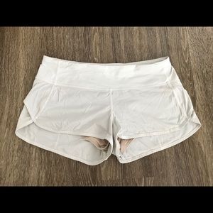 Lululemon Speed Up Short 2’5